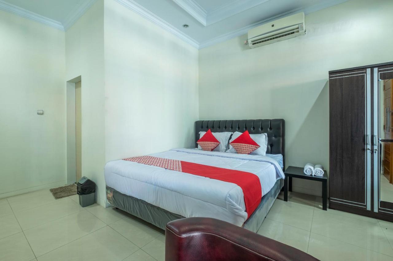 Oyo 2259 Zleepy Ks Tubun Hotel Cirebon Kültér fotó