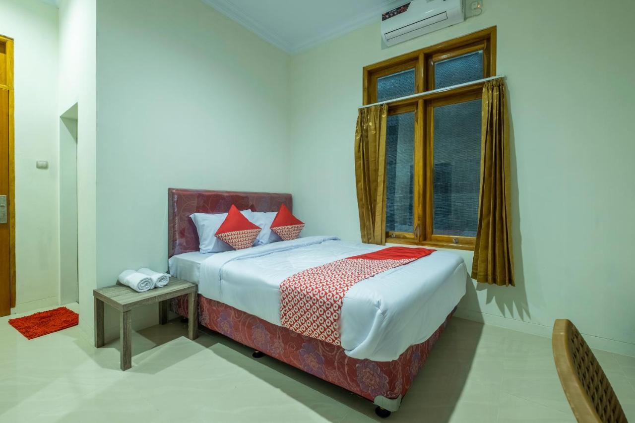 Oyo 2259 Zleepy Ks Tubun Hotel Cirebon Kültér fotó