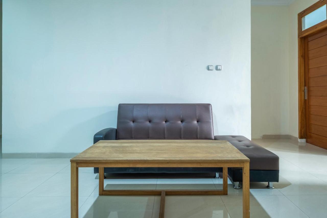 Oyo 2259 Zleepy Ks Tubun Hotel Cirebon Kültér fotó