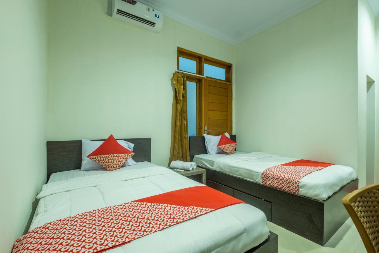 Oyo 2259 Zleepy Ks Tubun Hotel Cirebon Kültér fotó